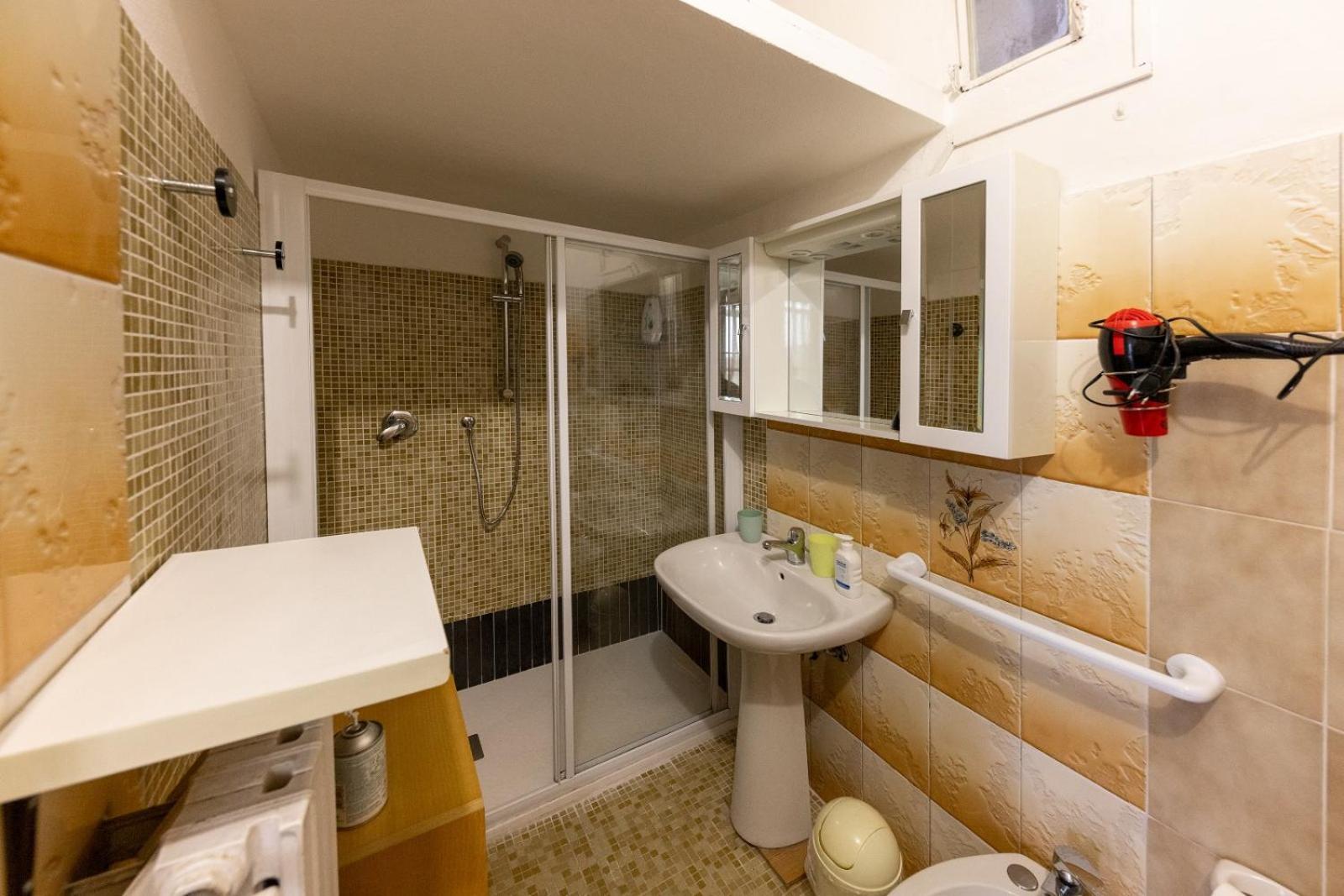 Affitti Brevi Ferrera Bilocale Ilenia 20 Minuti Da Rho Fiera E San Siro Apartment Bareggio Ngoại thất bức ảnh