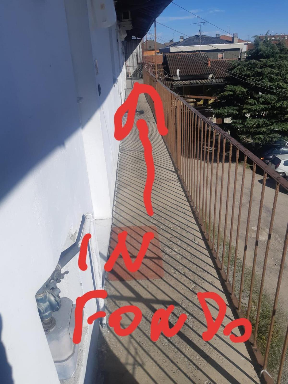 Affitti Brevi Ferrera Bilocale Ilenia 20 Minuti Da Rho Fiera E San Siro Apartment Bareggio Ngoại thất bức ảnh